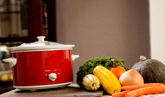 8 No-Fuss Crockpot Recipes for Your Fall Bounty-fall crockpot recipes